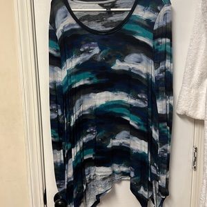 Long sleeve a-symmetrical hemline
